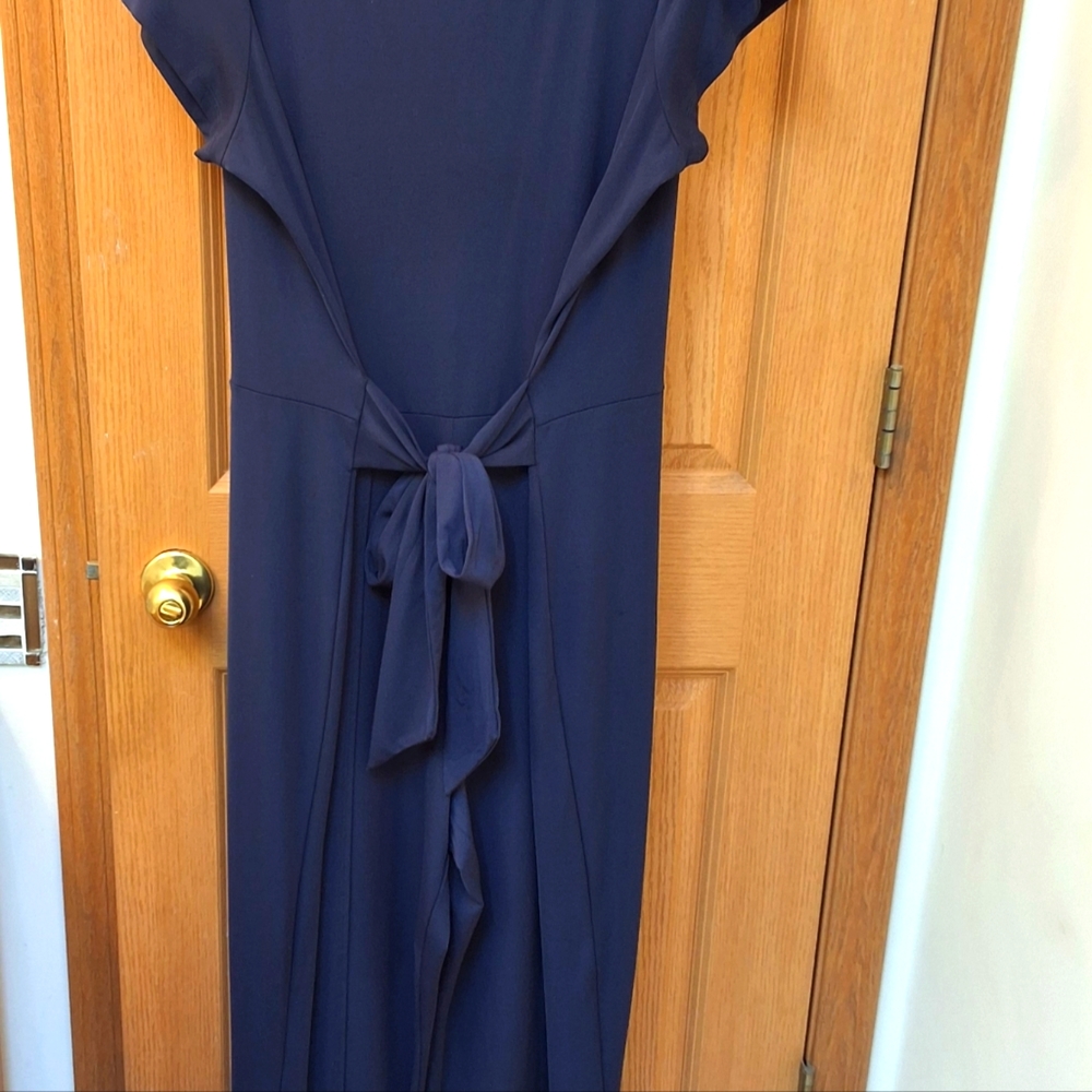 Meet your Posher, Yvonne H by Halston plus size chic jumpsuit. Size 2X, Navy Blu